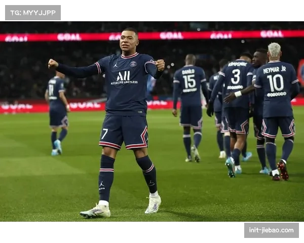 转会传闻:西汉姆联中场帕奎塔与巴黎圣日耳曼联系在一起 转会传闻:西汉姆联中场帕奎塔与巴黎圣日耳曼联系在一起