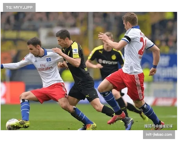 法兰克福vs莱比锡红牛因场外球迷冲突中断比赛15分钟